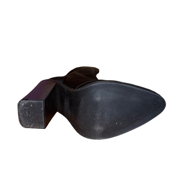 Black Booties - Lipstik Mantra (purchased from Princess Polly) - Picture 4 of 6